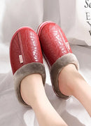 Chinelos impermeáveis de couro PU masculino e feminino, sapato interior quente, confortável sapatos baixos de algodão, inverno, casal, moda, novo, 2023