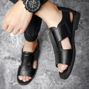 Sandálias romanas de couro genuíno para homens, chinelos de praia antiderrapantes, sapatos casuais luxuosos, versão britânica, coreano, verão