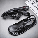 Sandália Masculina em Couro Strada