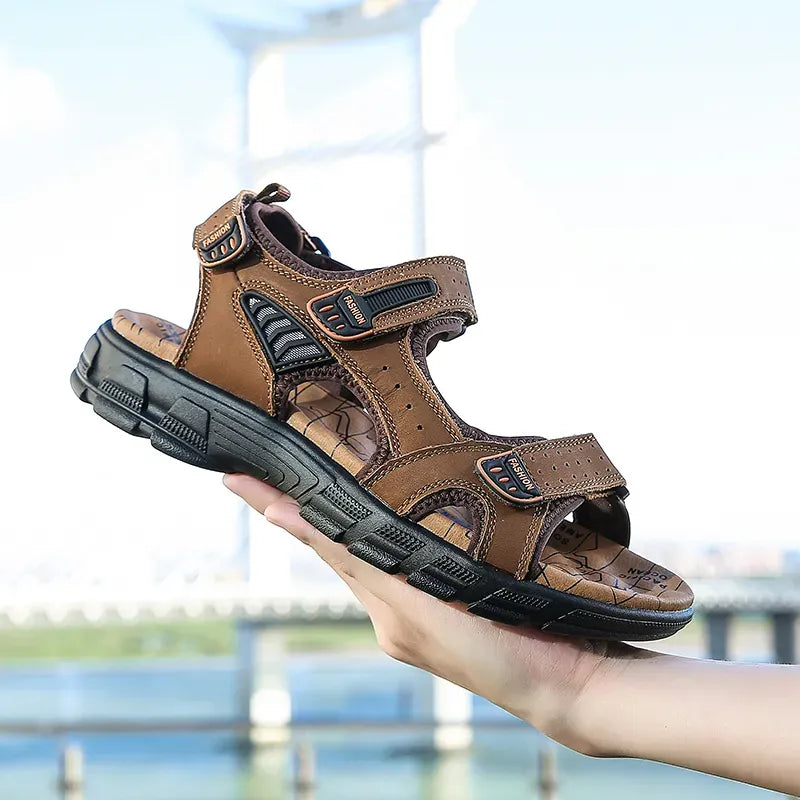 Sandália Masculina em Couro Forever