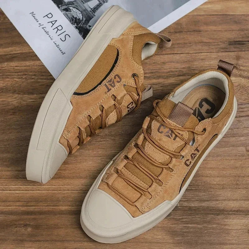 Tênis Casual Masculino em Couro Cat Pro