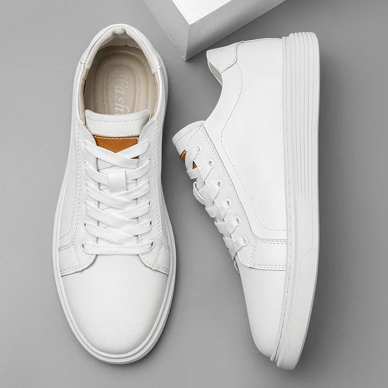 Tênis Masculino em Couro Branco Bolonha
