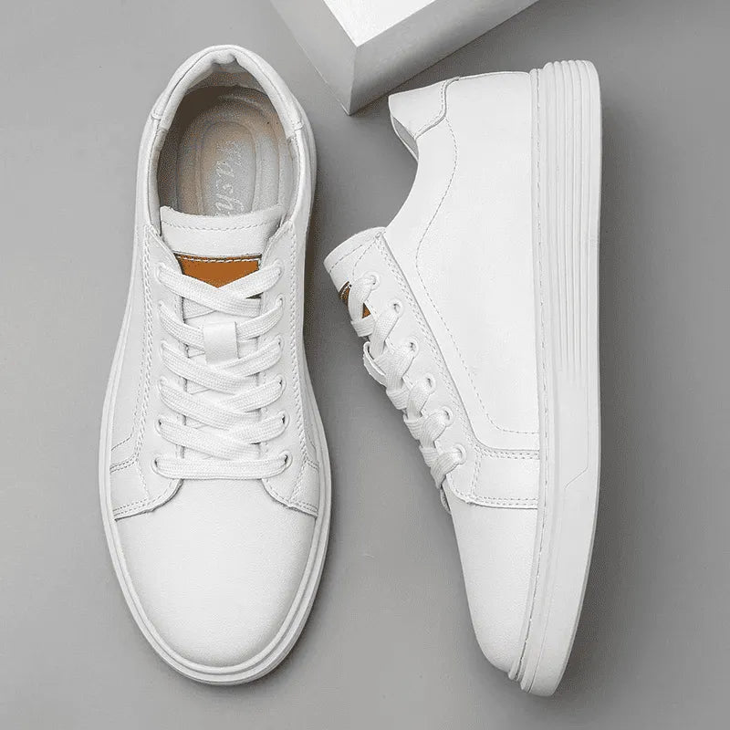 Tênis Masculino em Couro Branco Bolonha
