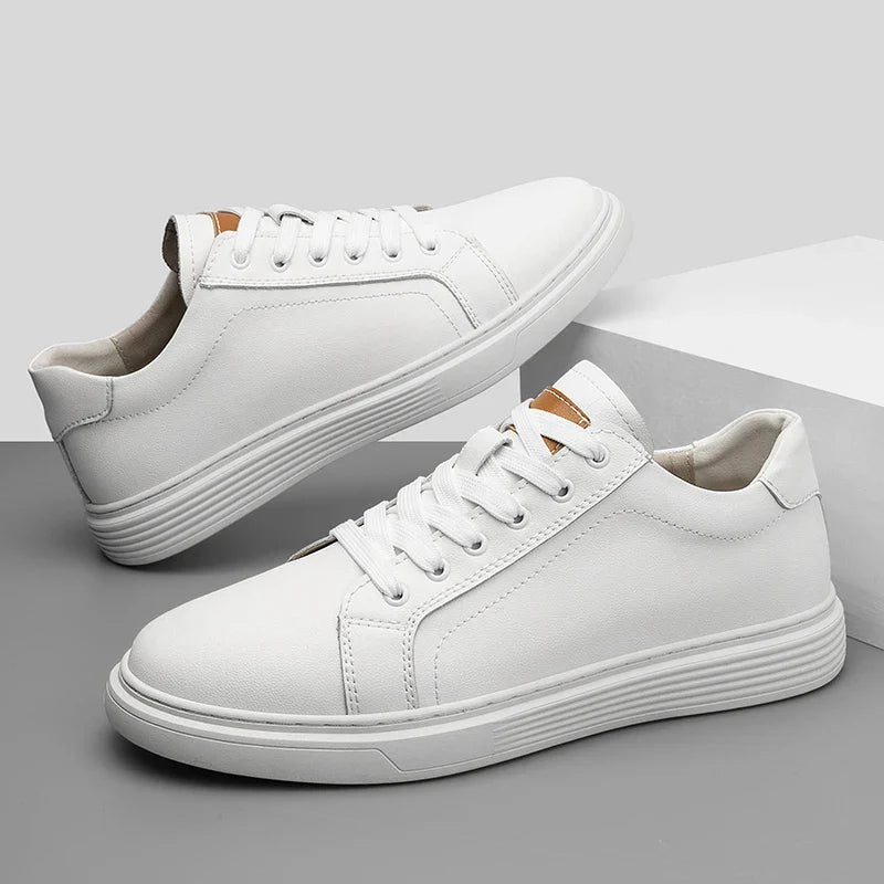 Tênis Masculino em Couro Branco Bolonha