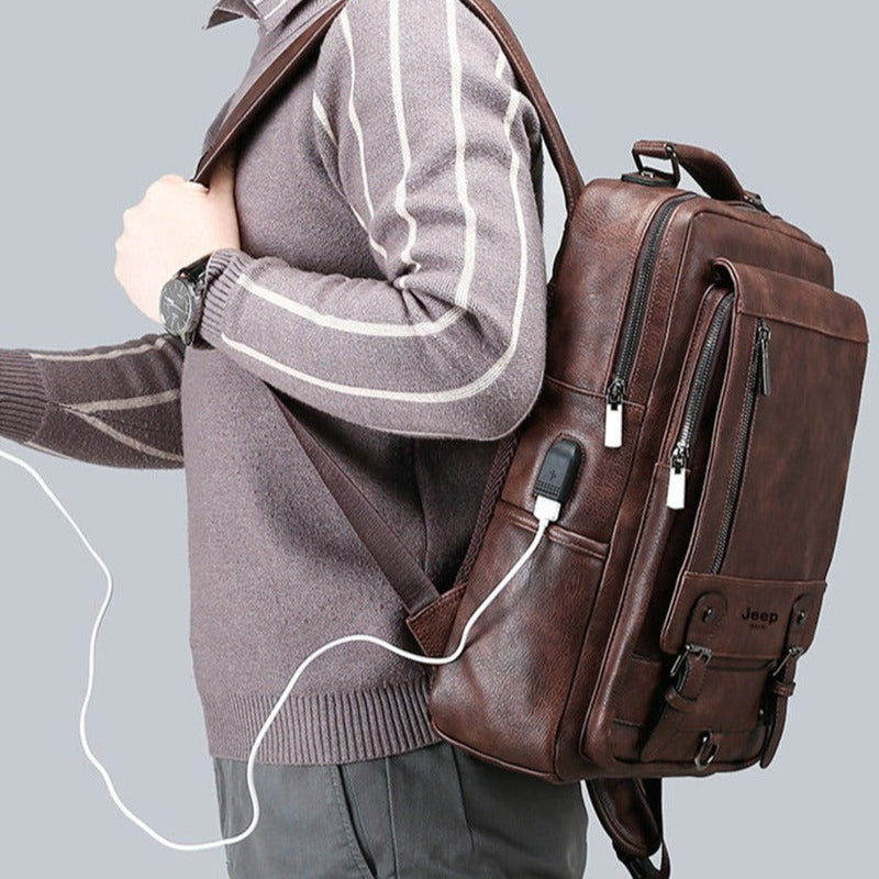 Mochila Masculina Jeep de Couro Notebook 15,6"